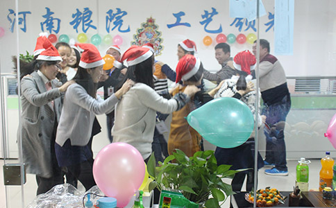 饲料机械 《兔子舞》暖暖开场